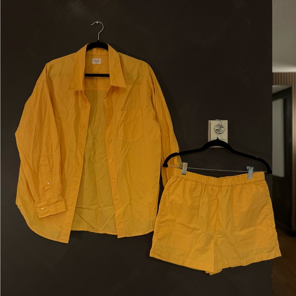 Wilfred Free Aritzia Orange Shirt & Shorts Set